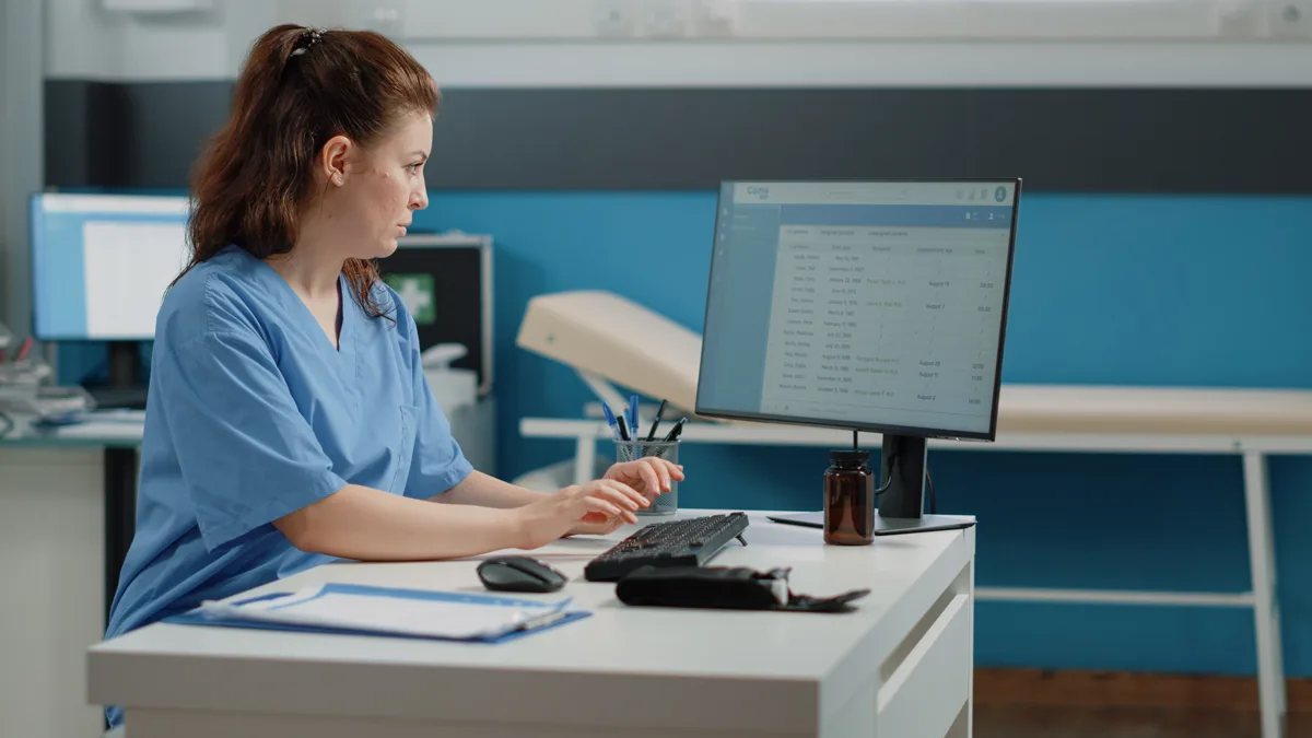 Klinik Bilgi Yönetim Sistemlerinde Yeni Nesil Mimari