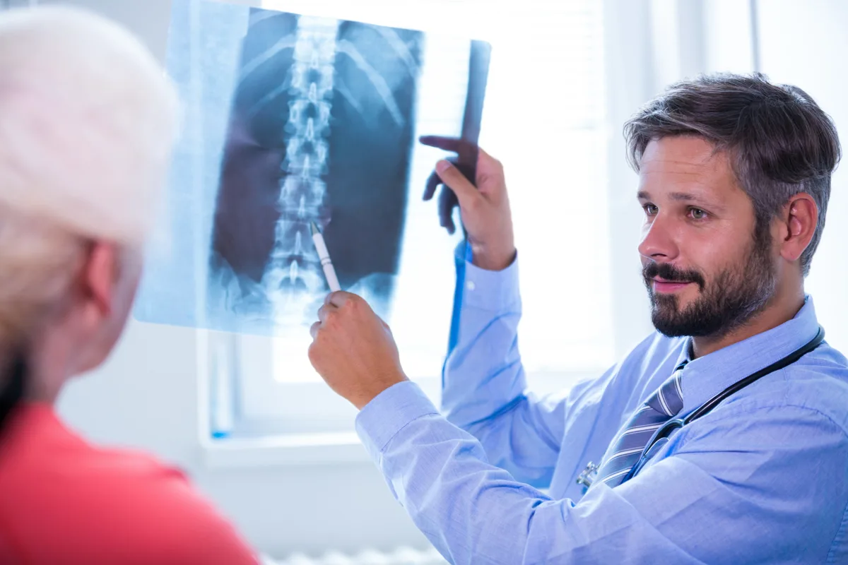 Spinal Travmalar ve Omurga Kırıkları: Acil Yaklaşım ve Tedavi